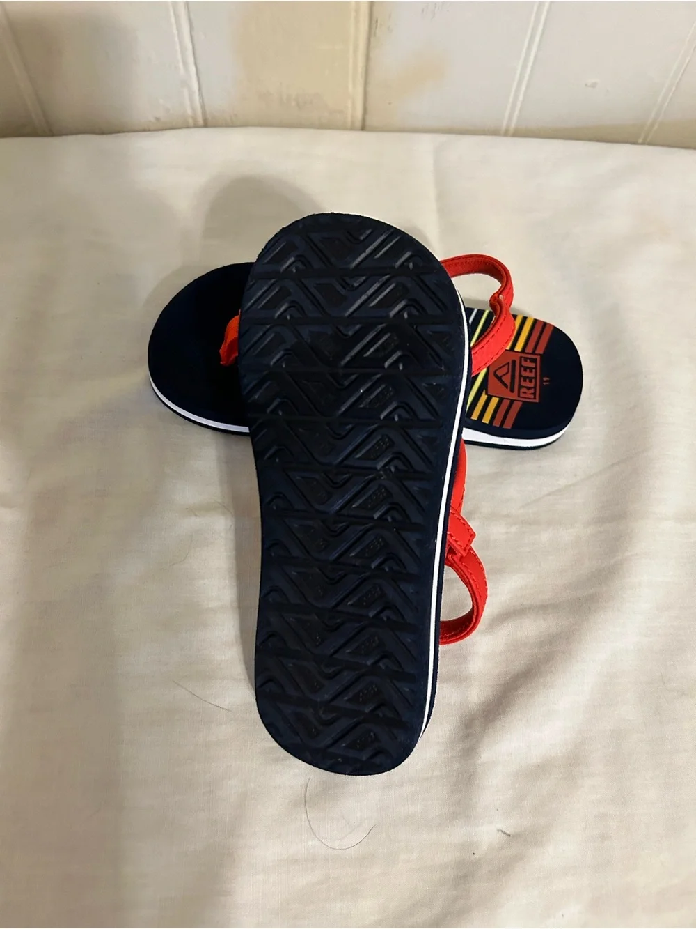 New Reef Little Ahi Flip Flops/Toddler Size 11/Sunset 45